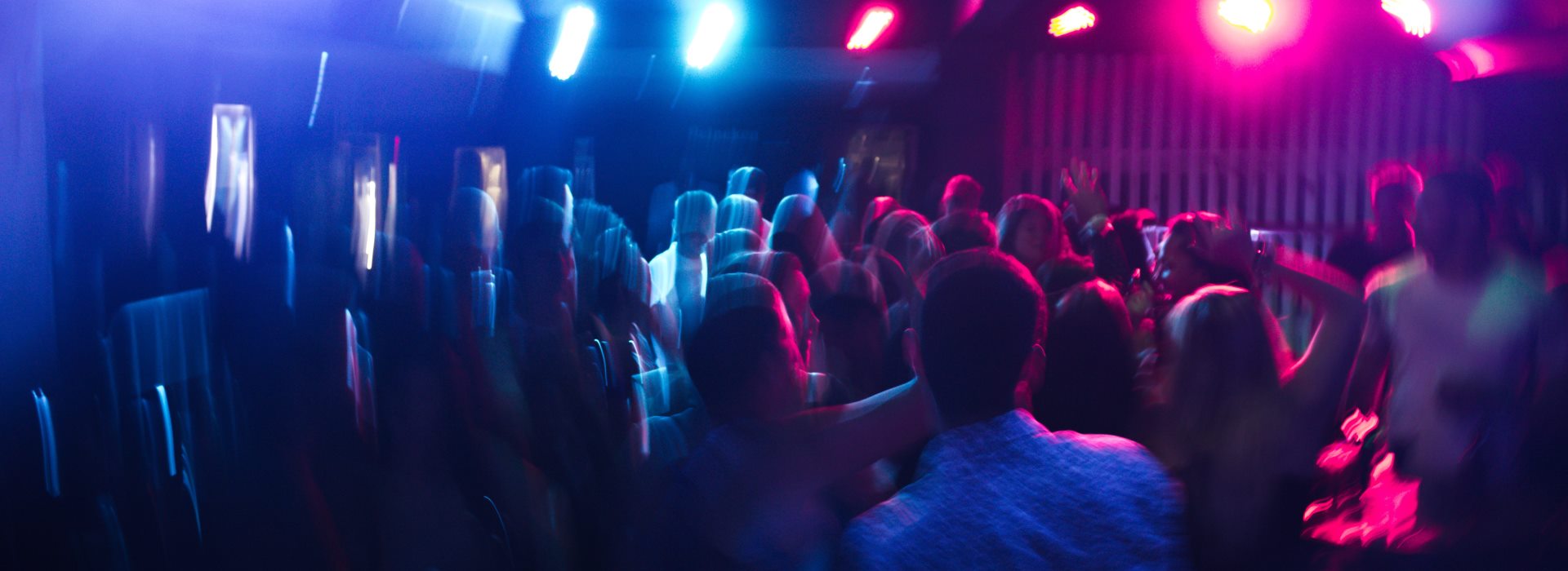 Boston Party Bus Limo Rental - Maxi Limo LLC